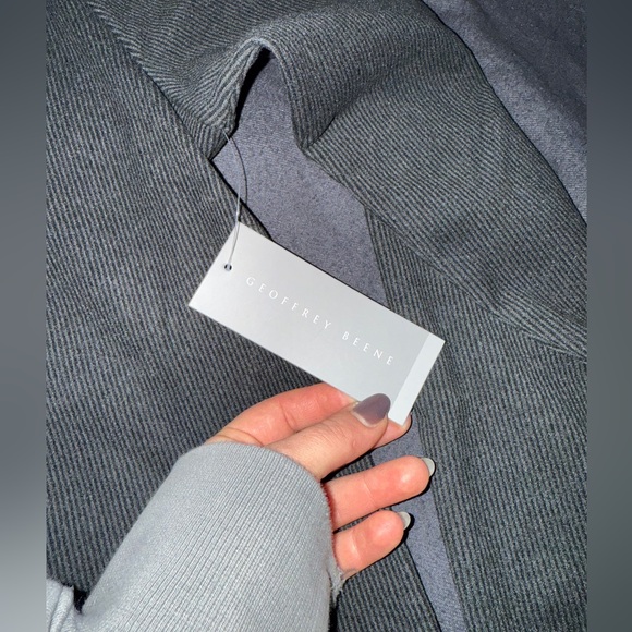 NWT! Geoffrey Beene Crewneck - Picture 4 of 5